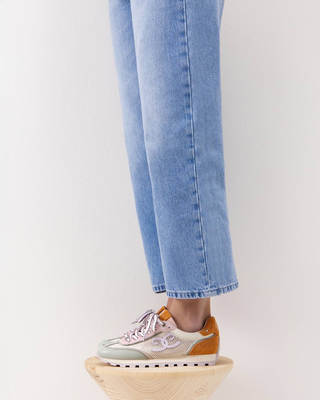 Zapatilla de mujer plano Carmela 16321303