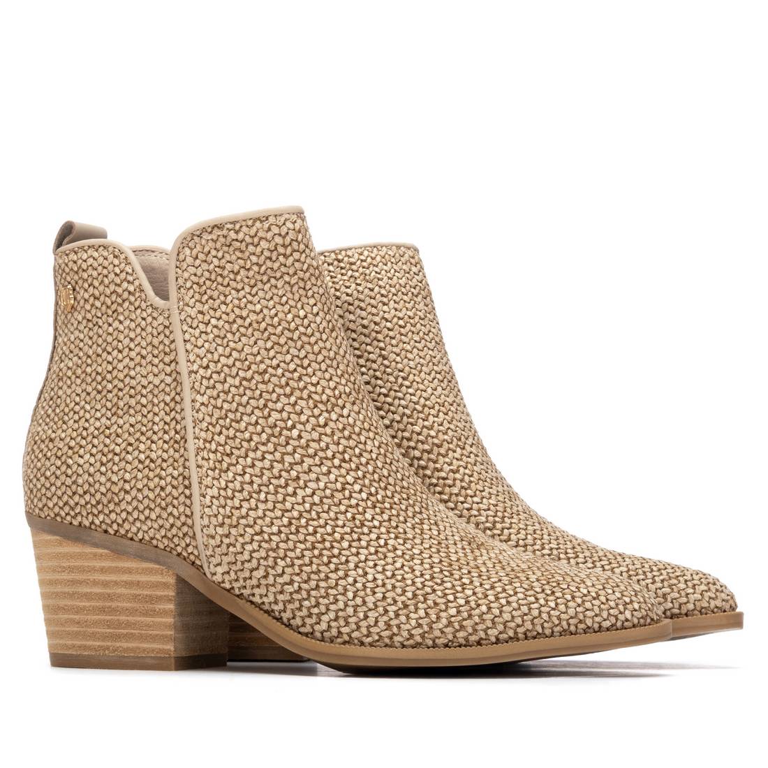 Botin de mujer con tacón Carmela 16322302