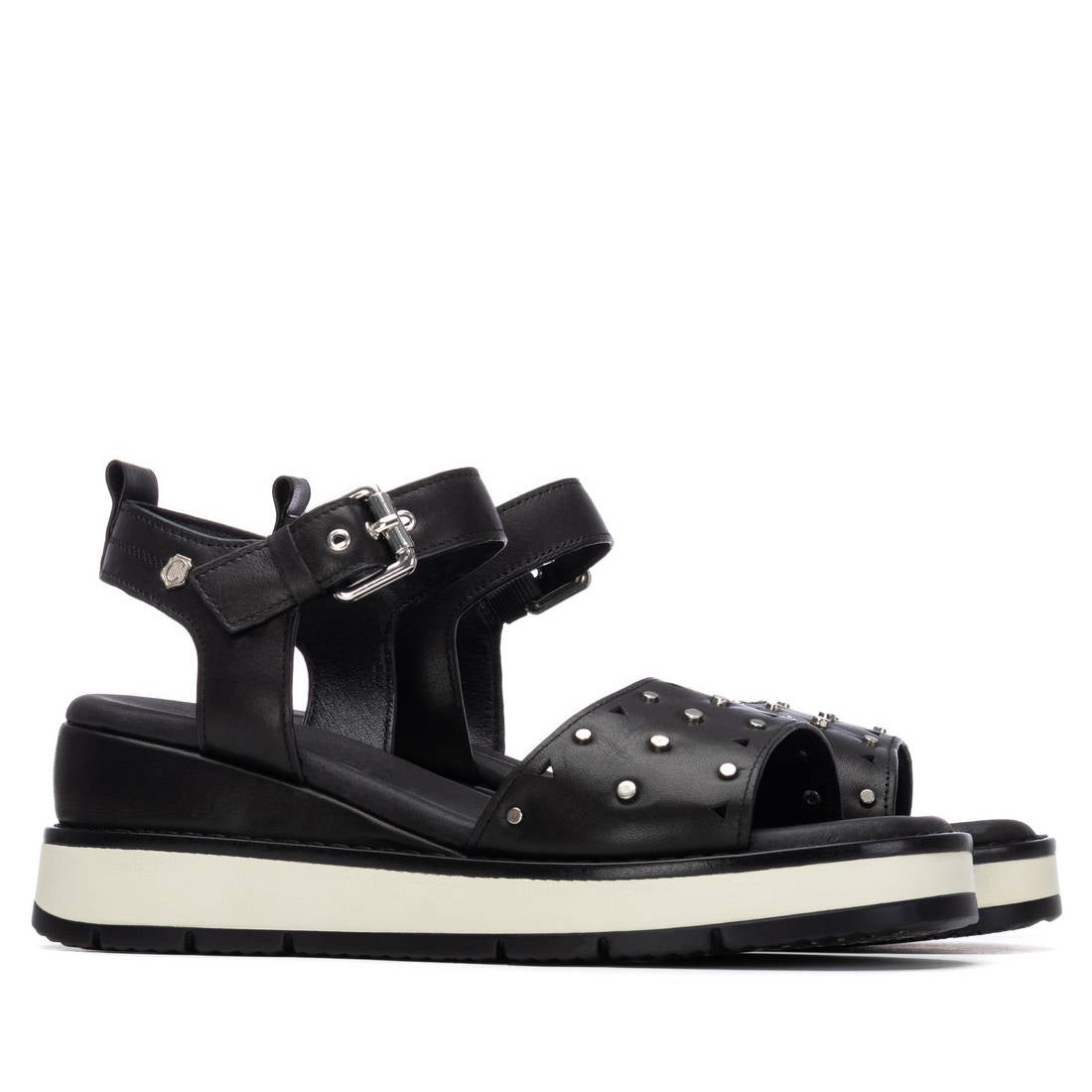 Sandalia de mujer con cuña Carmela 16324803