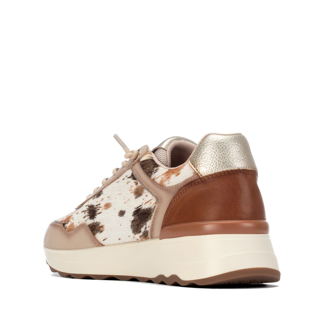 Zapatilla de mujer con cuña Carmela 16436001