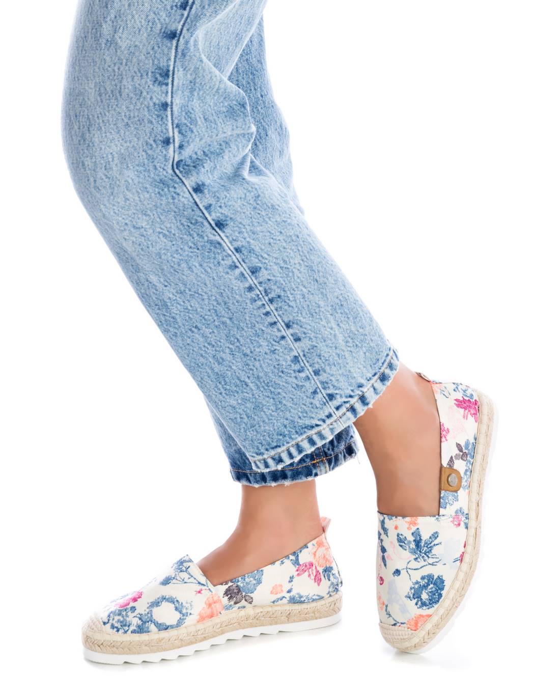 WOMEN'S SHOE REFRESH 17070302