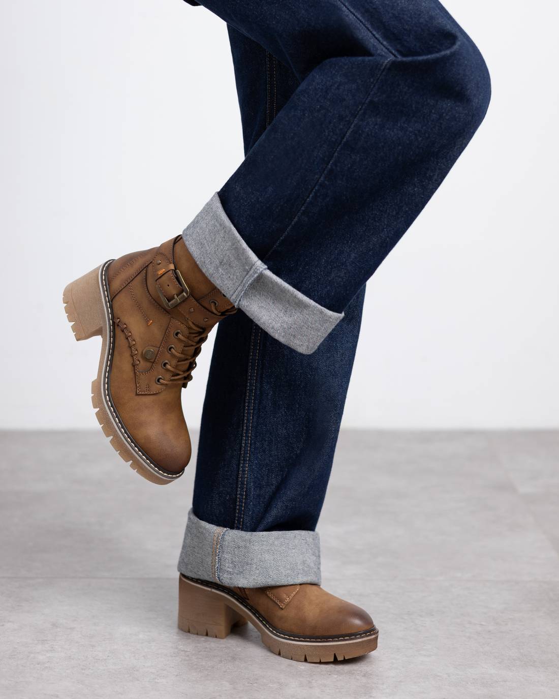 Botin de mujer con tacón Refresh 17290901