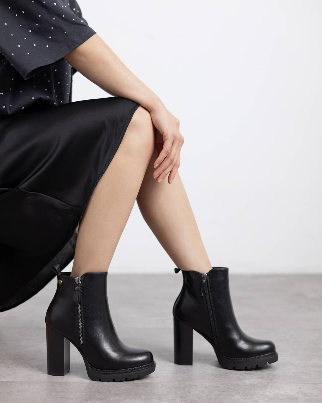 WOMEN'S ANKLE BOOT REFRESH 17292301