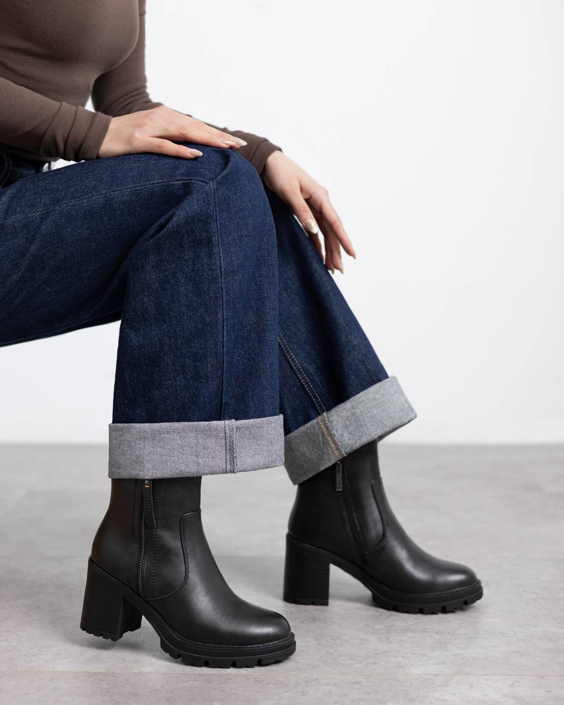 WOMEN'S ANKLE BOOT REFRESH 17297002