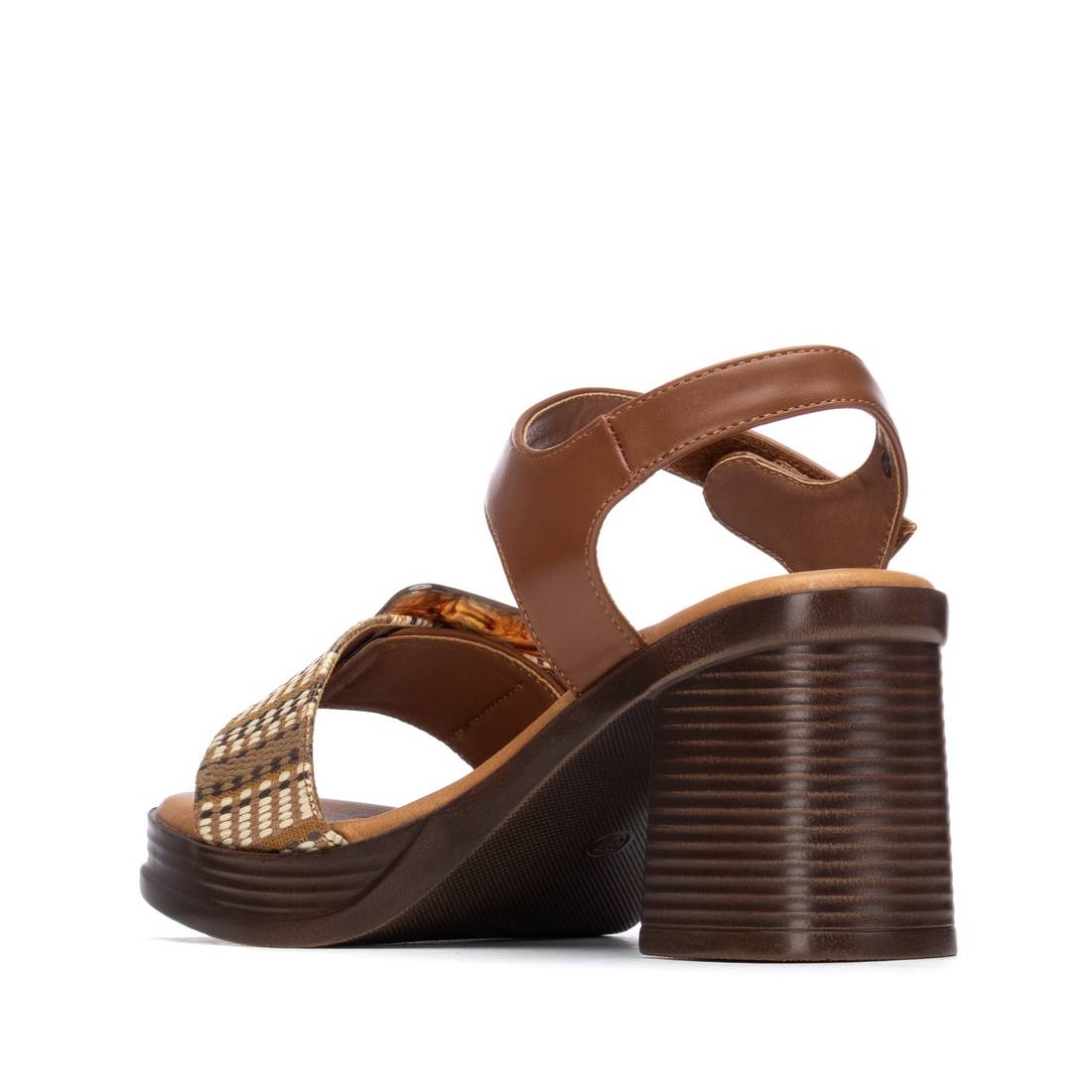 Sandalia de mujer con tacón Refresh 17502702