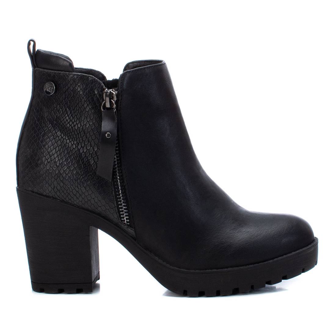 WOMEN'S ANKLE BOOT XTI 03670201