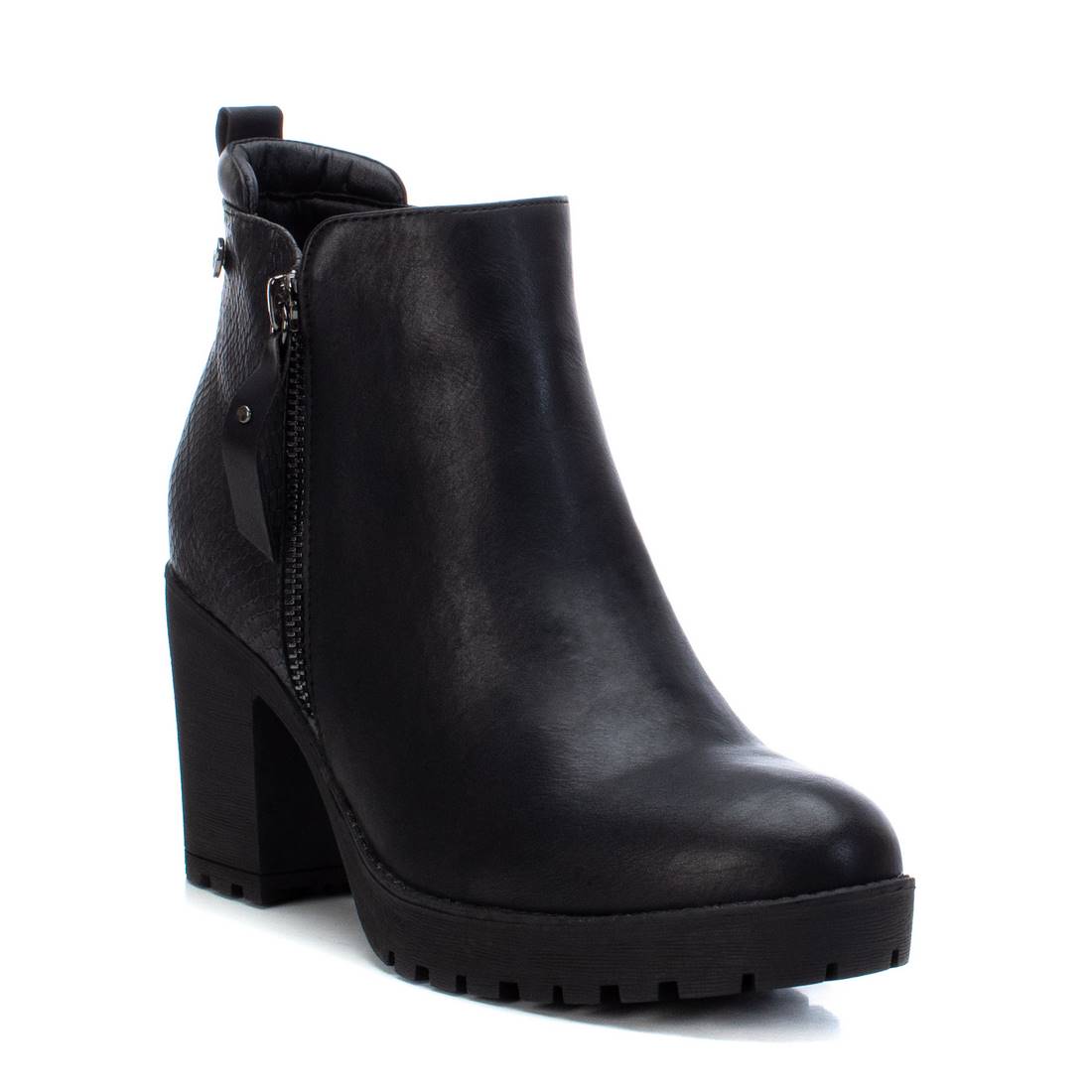 WOMEN'S ANKLE BOOT XTI 03670201