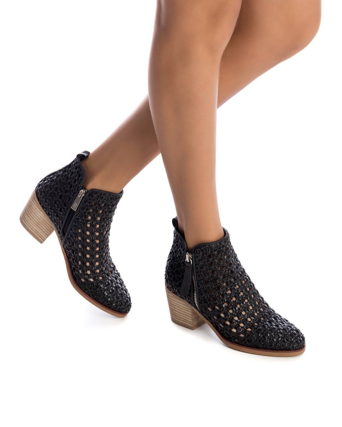 WOMEN'S ANKLE BOOT XTI 04237301