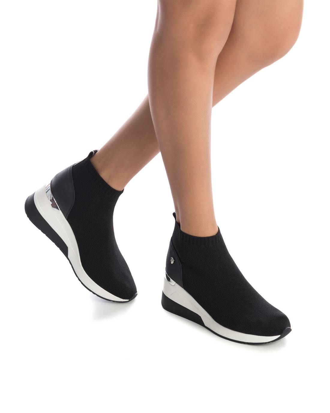 WOMEN'S SNEAKER XTI 04257102