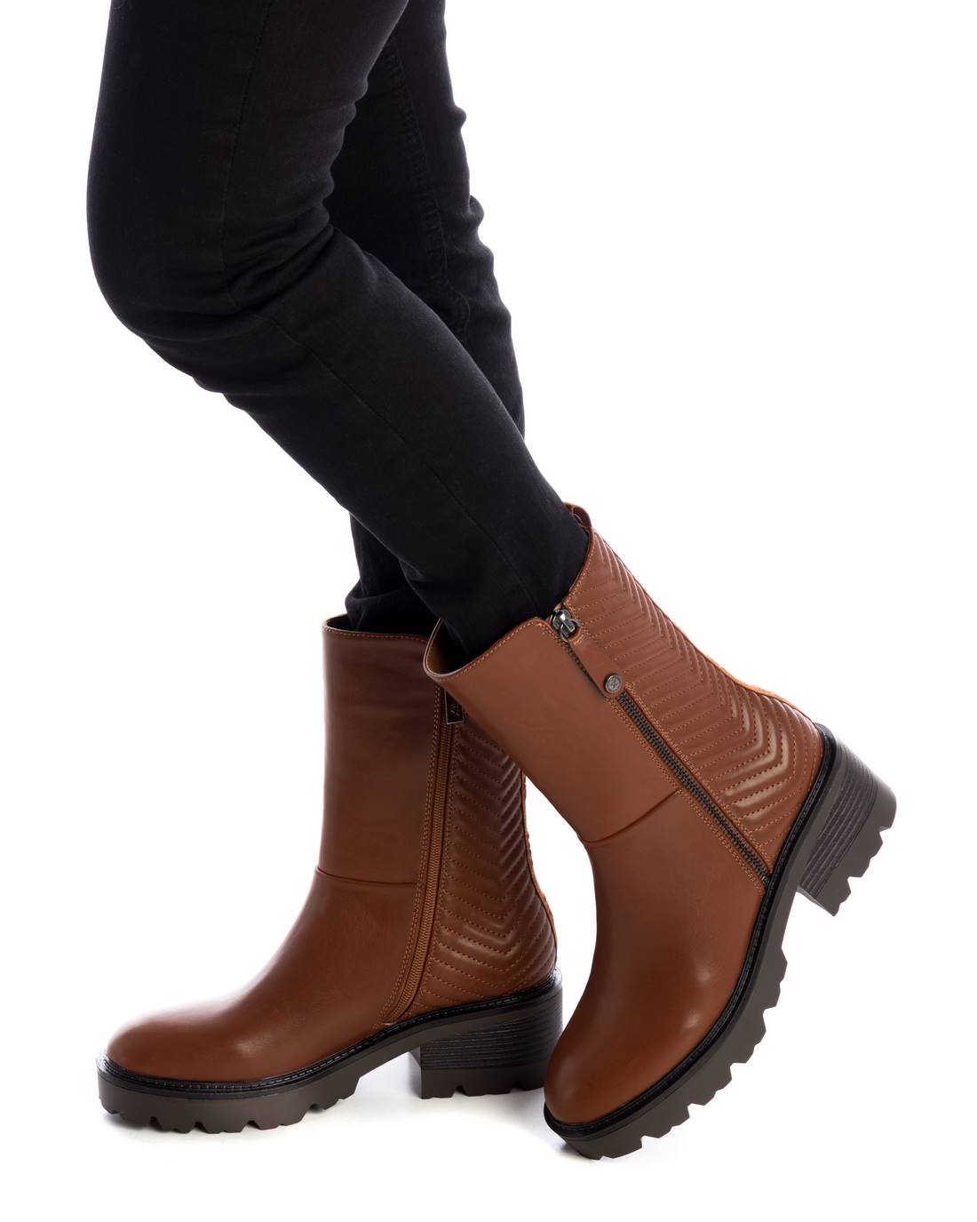 WOMEN'S ANKLE BOOT XTI 04301602