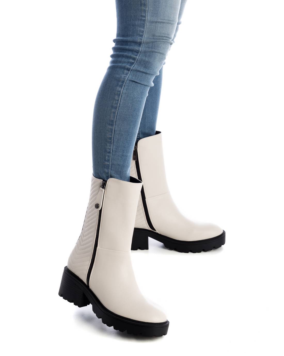 WOMEN'S ANKLE BOOT XTI 04301603