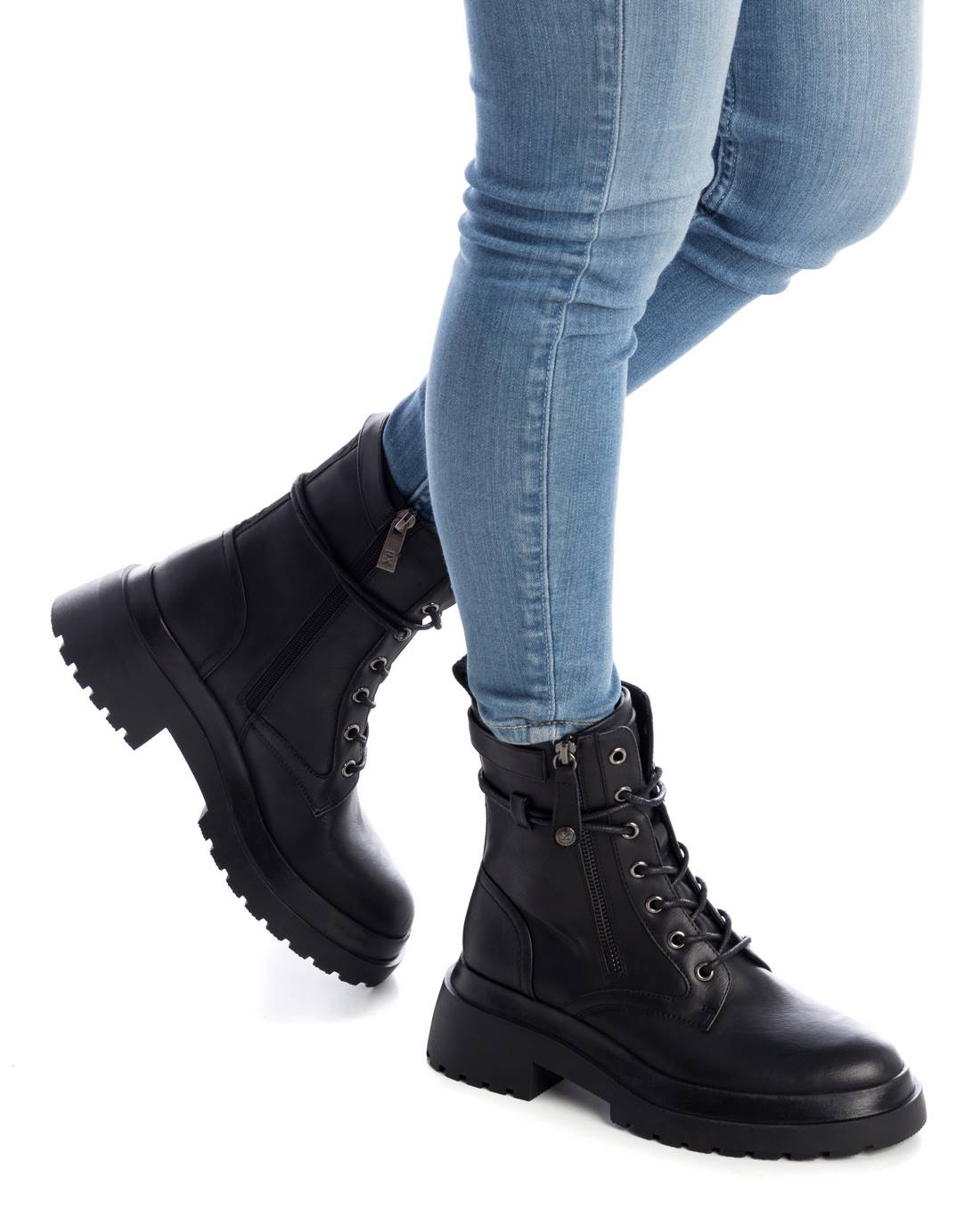 WOMEN'S ANKLE BOOT XTI 04314401