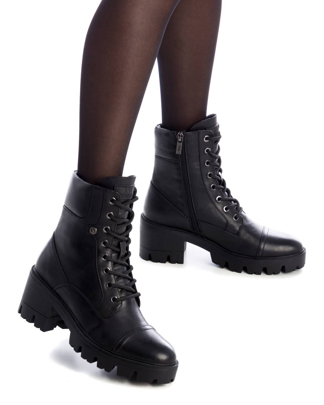 WOMEN'S ANKLE BOOT XTI 04333201