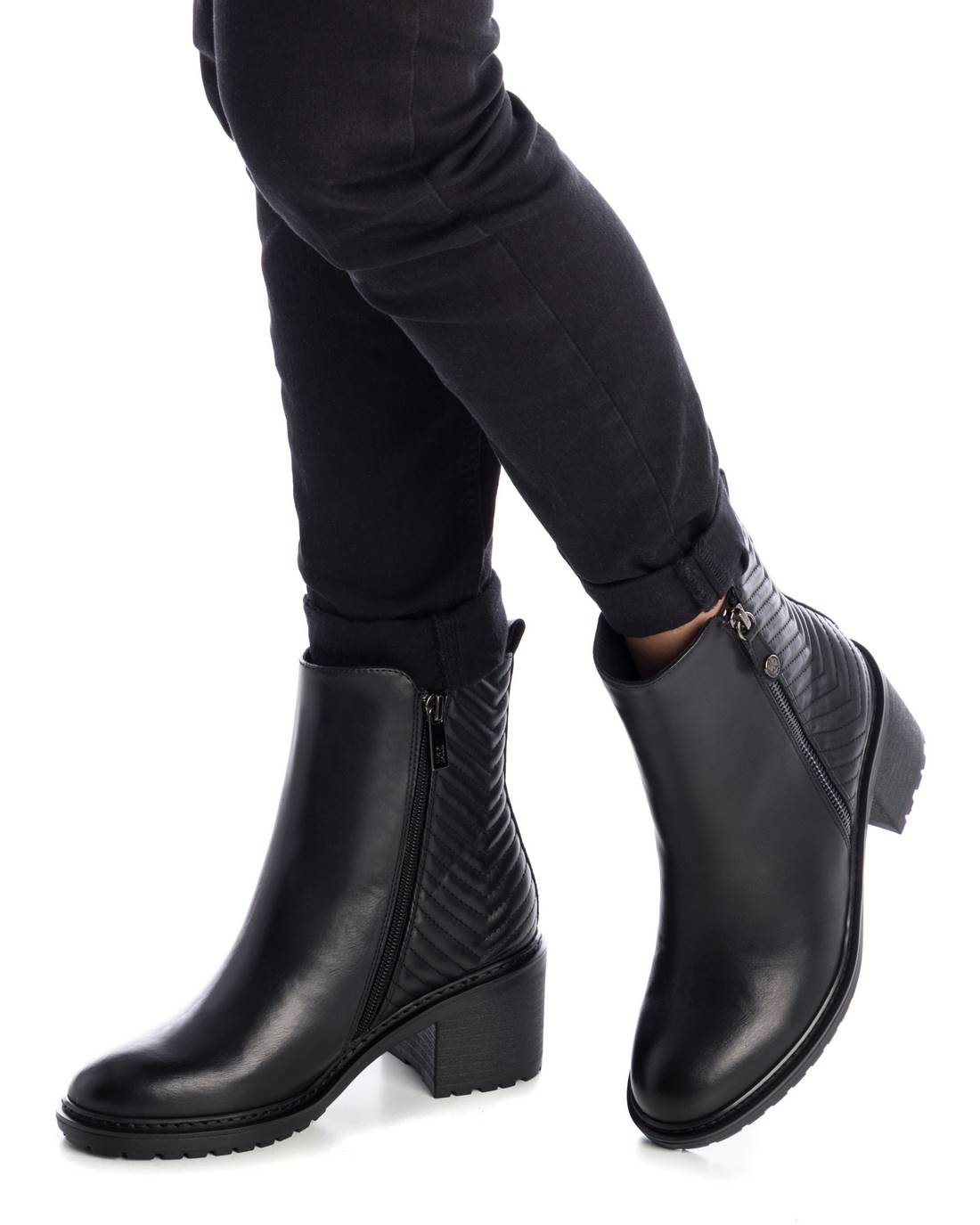 WOMEN'S ANKLE BOOT XTI 04336001