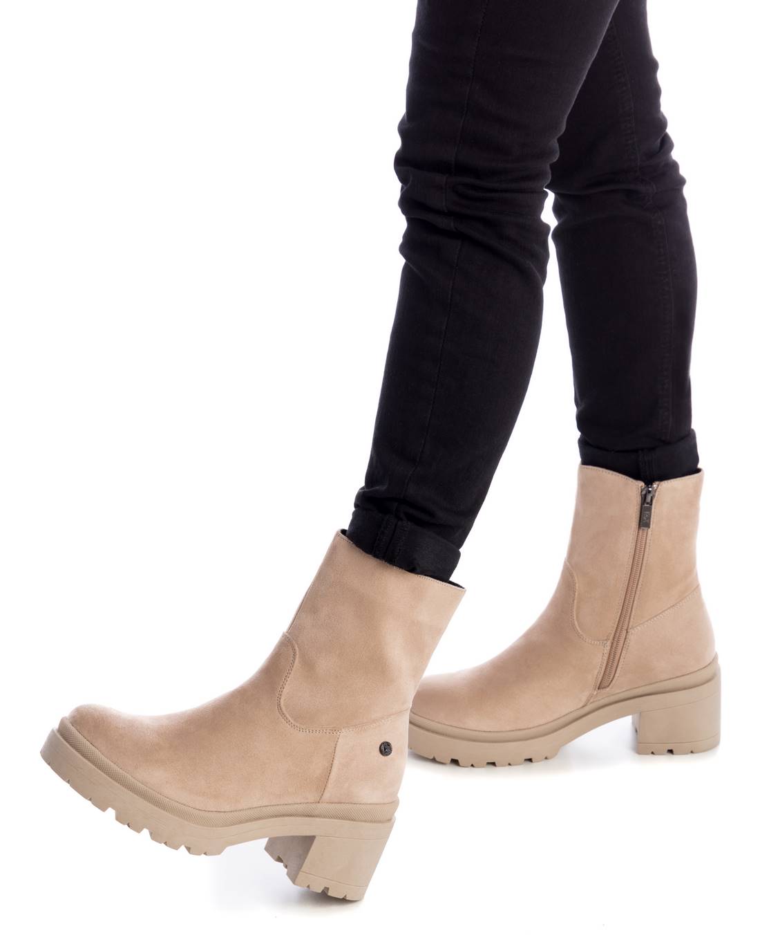 WOMEN'S ANKLE BOOT XTI 04342403