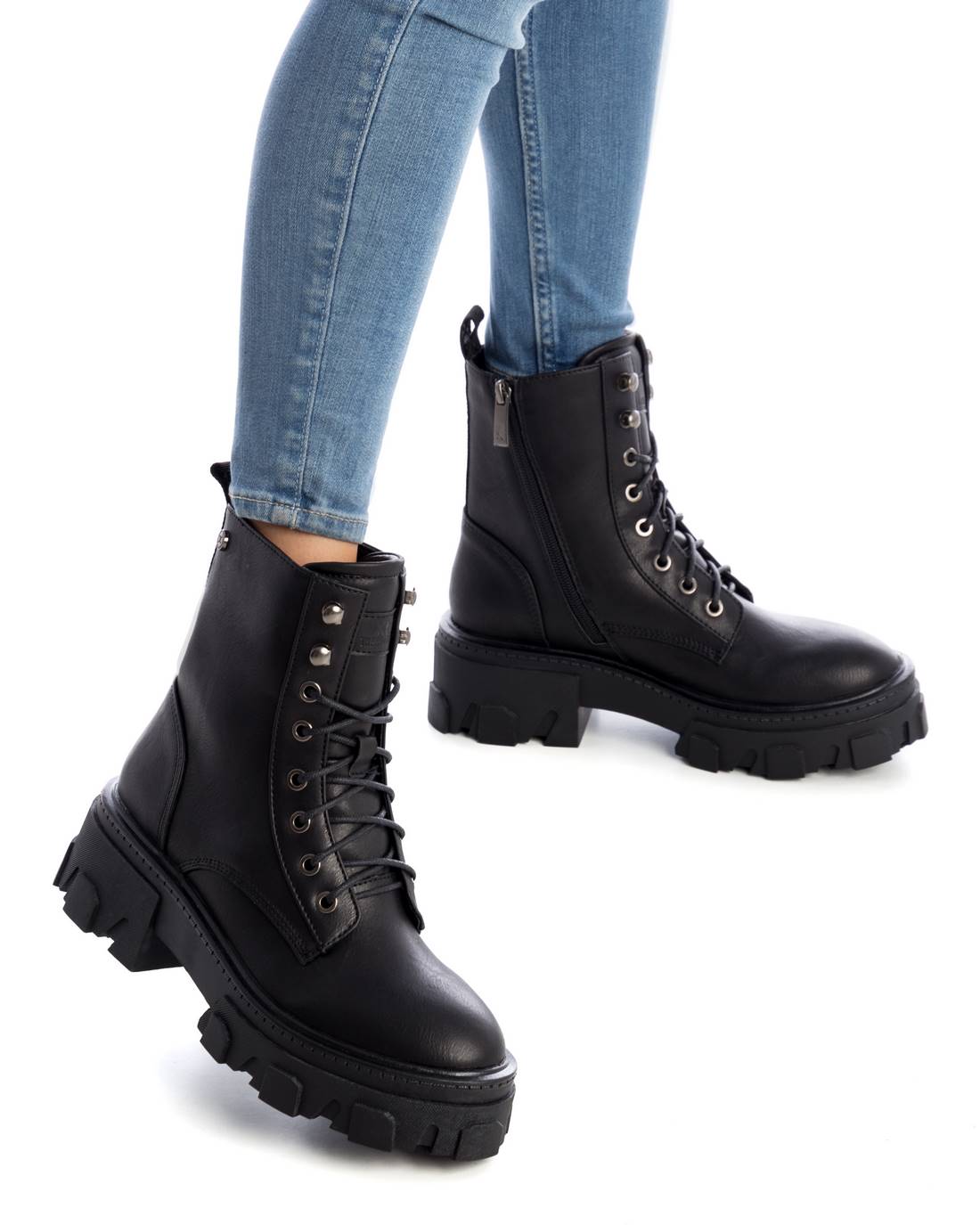 WOMEN'S ANKLE BOOT XTI 04351702