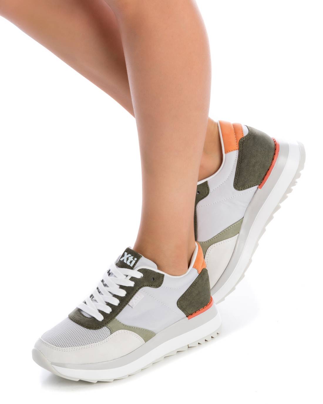 WOMEN'S SNEAKER XTI 04384601