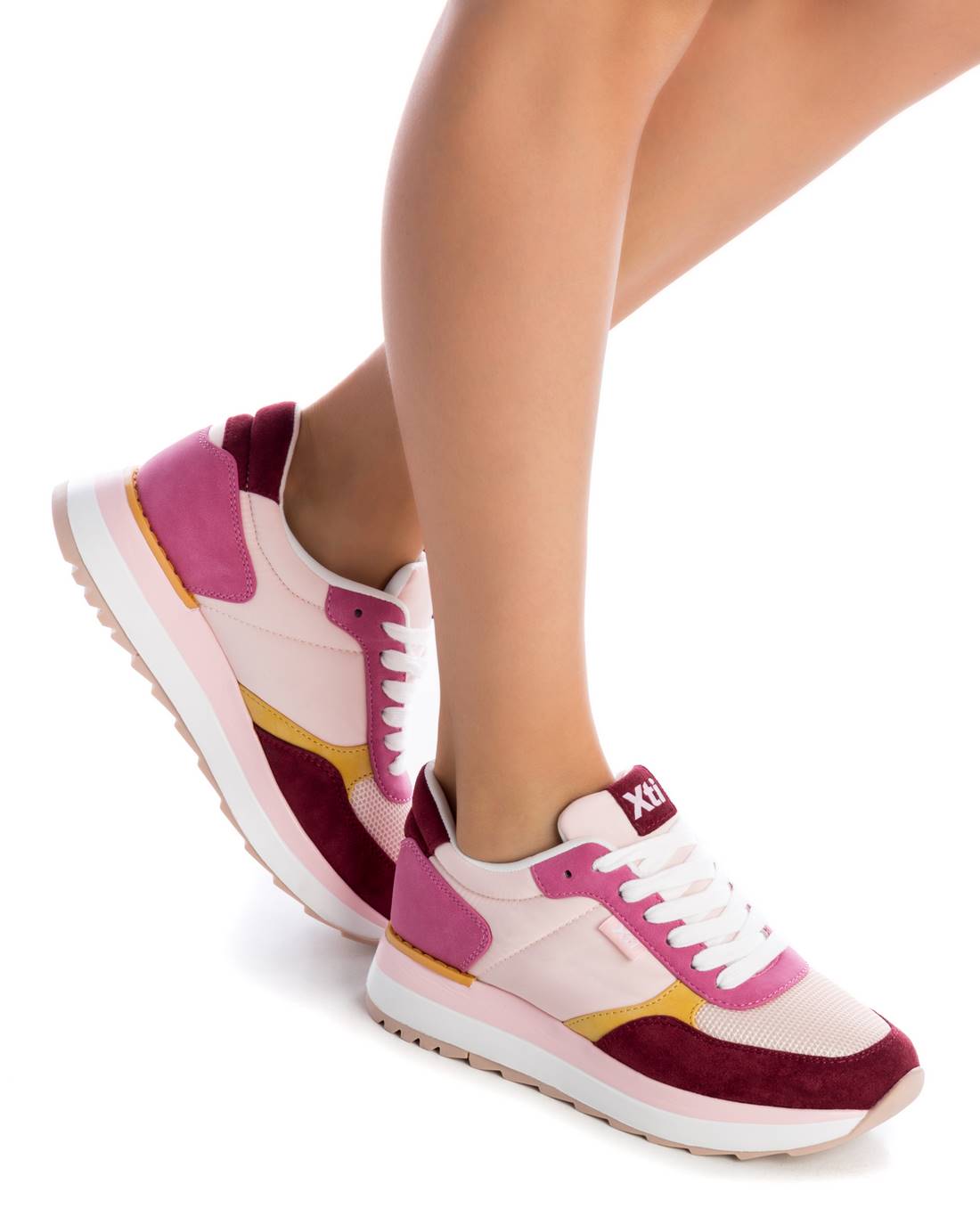 WOMEN'S SNEAKER XTI 04384604