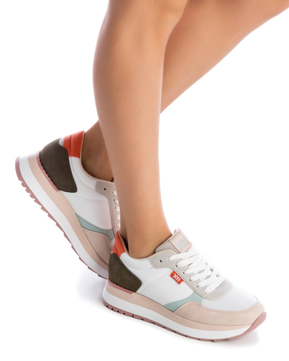 WOMEN'S SNEAKER XTI 04384605