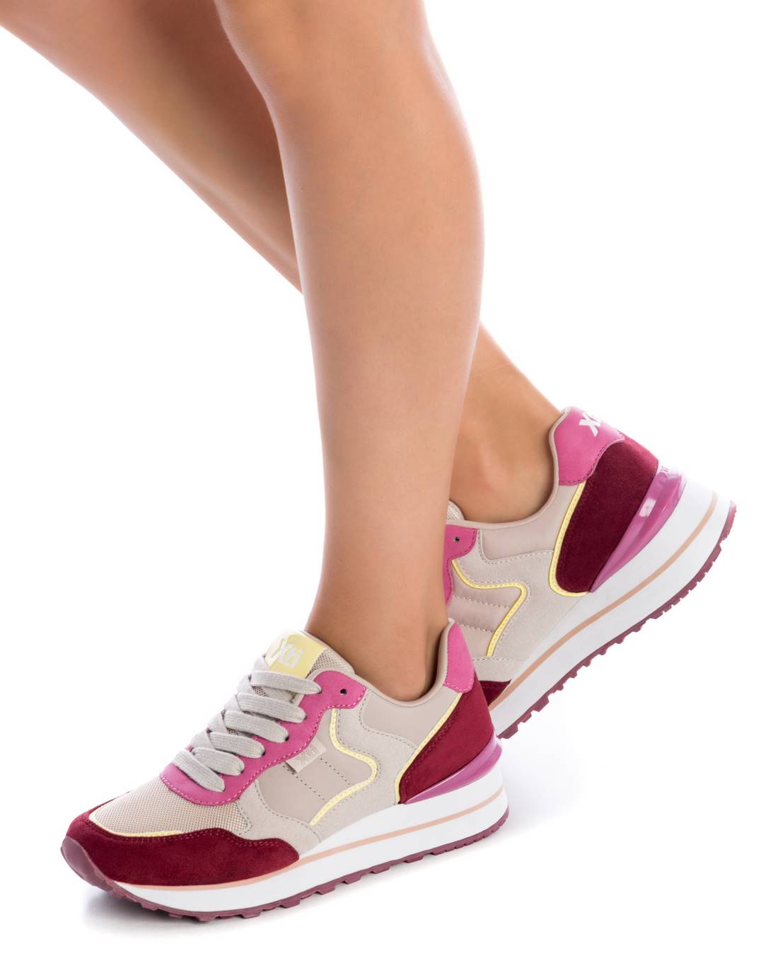 WOMEN'S SNEAKER XTI 04384802