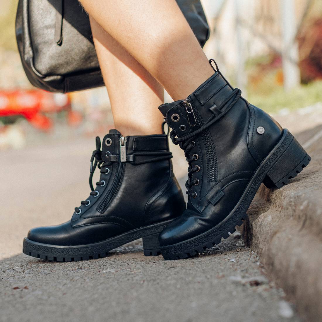 WOMEN'S ANKLE BOOT REFRESH 07779501