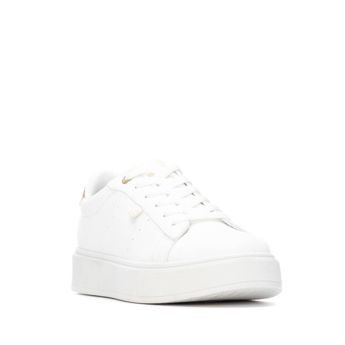 Zapatilla de mujer plano Xti basic 13050201