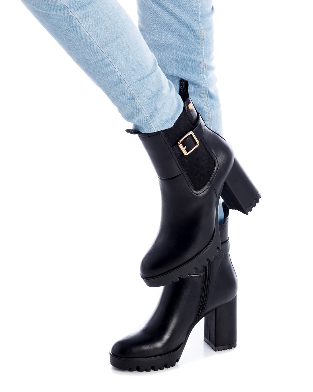 WOMEN'S ANKLE BOOT XTI 14058602