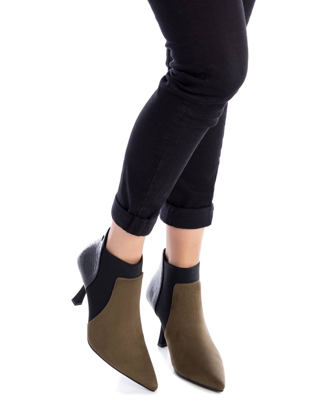 WOMEN'S ANKLE BOOT XTI 14063902