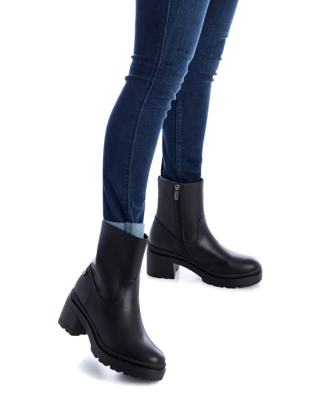 WOMEN'S ANKLE BOOT XTI 14065804