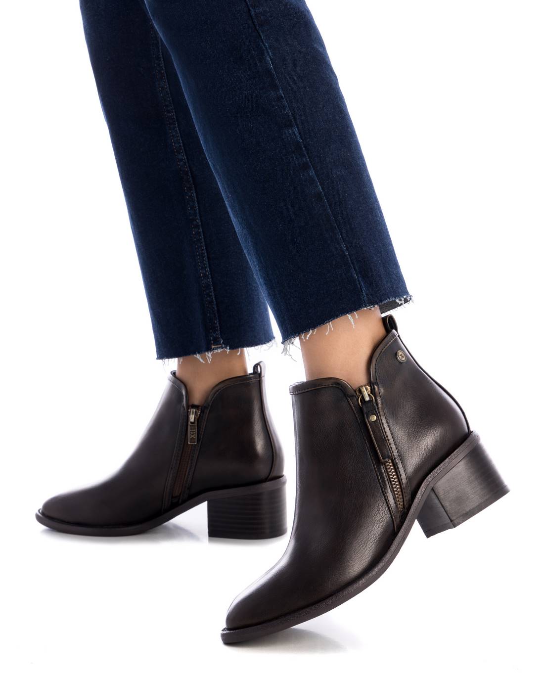 WOMEN'S ANKLE BOOT XTI 14347801