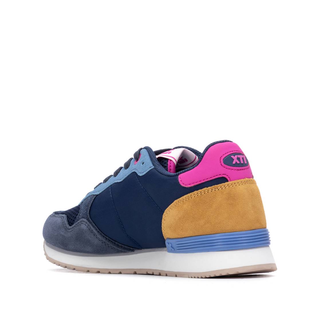 Zapatilla de mujer plano Xti 14406111