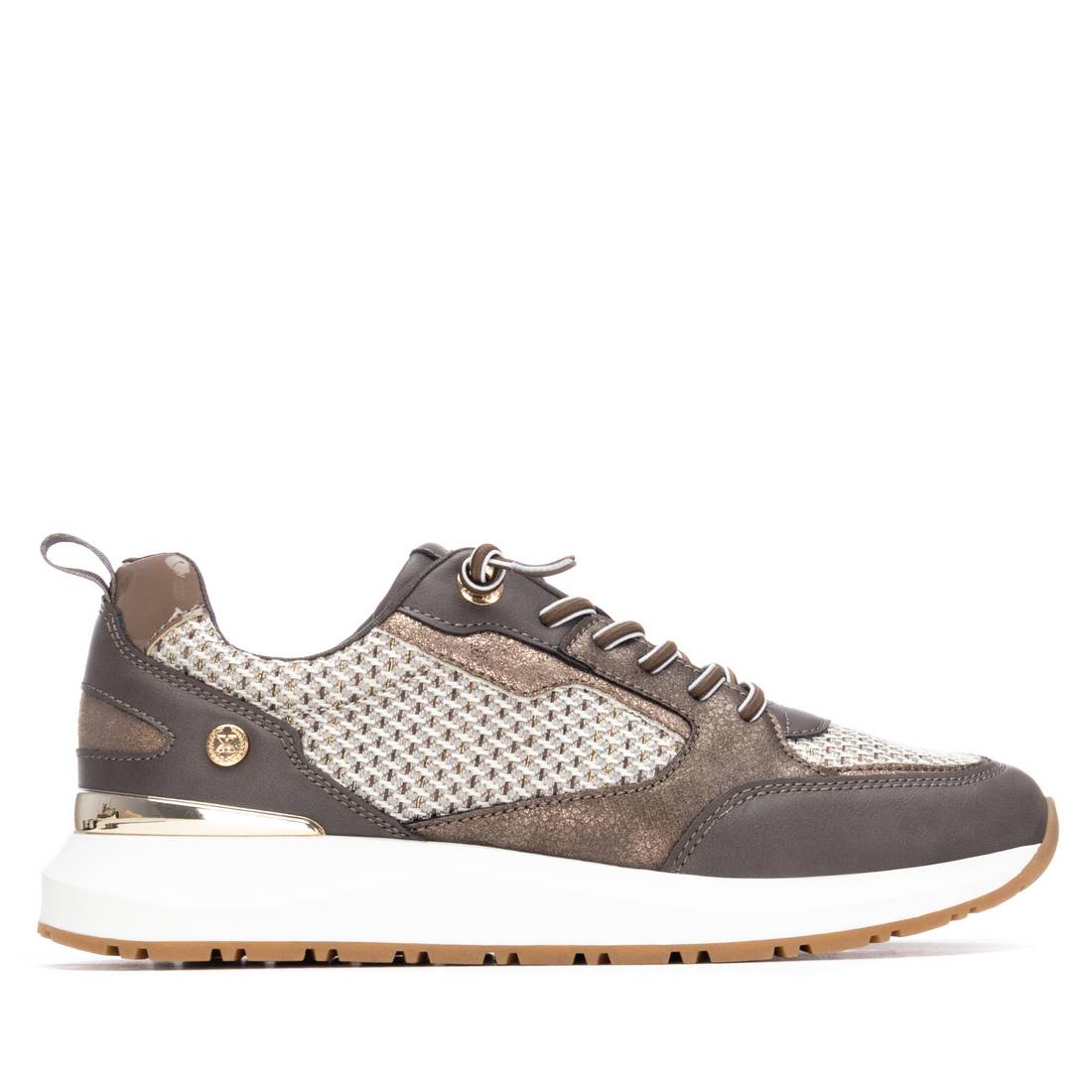 Zapatilla de mujer plano Xti 14418403