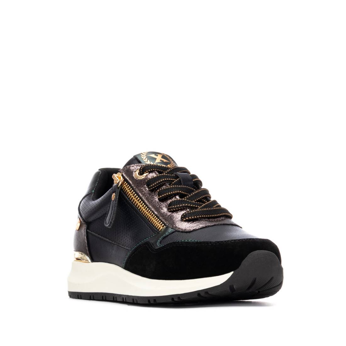 Zapatilla de mujer plano Xti 14421801