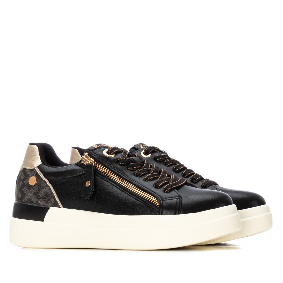 Zapatilla de mujer plano Xti 14423301