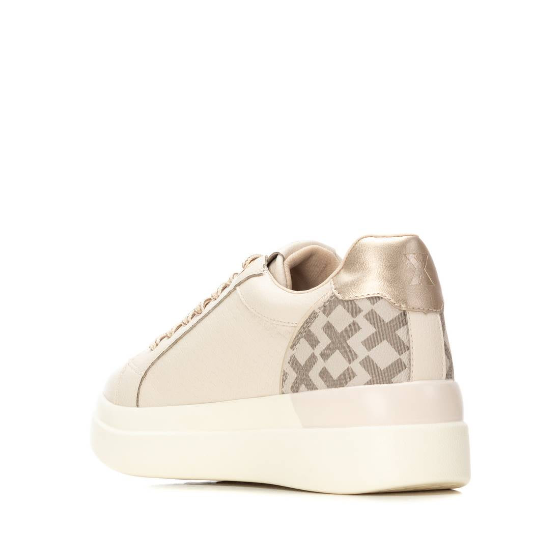 Zapatilla de mujer plano Xti 14423302