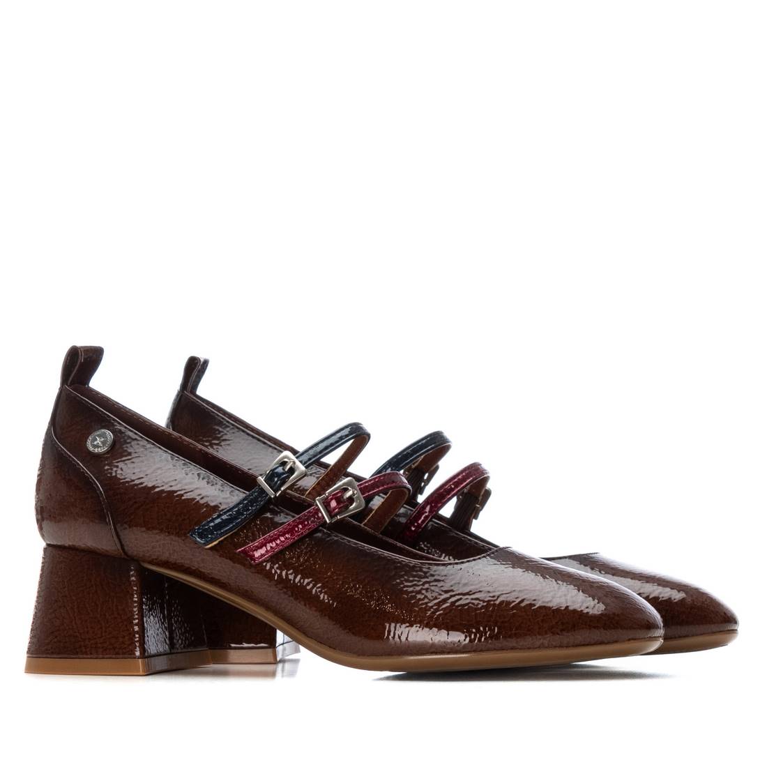 Zapato de mujer con tacón Xti 14425503