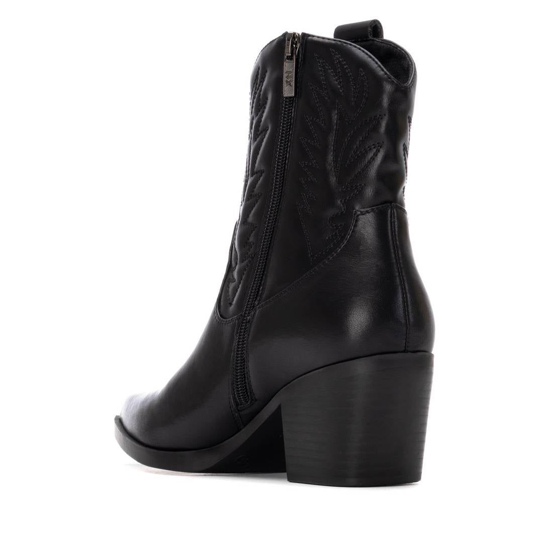 WOMEN'S ANKLE BOOT XTI 14430501