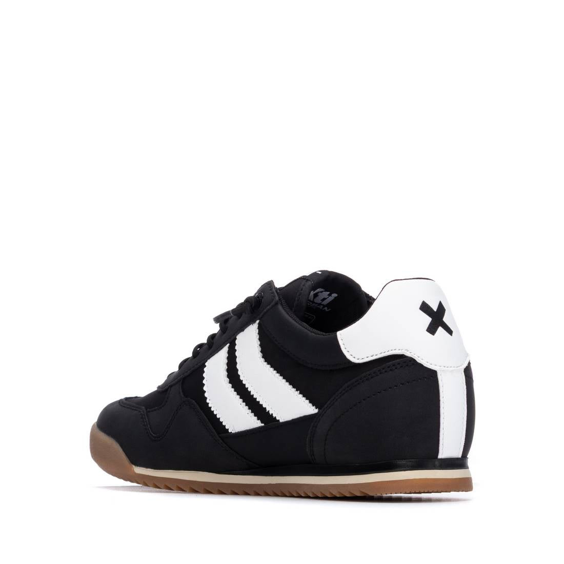 Zapatilla de hombre plano Xti 14434703