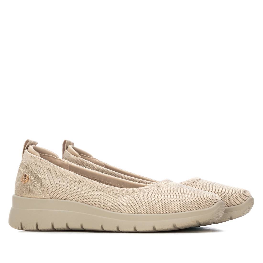 Zapato de mujer plano Xti 14437001