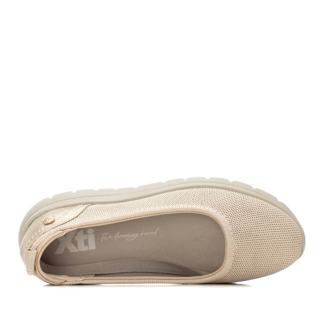 Zapato de mujer plano Xti 14437001
