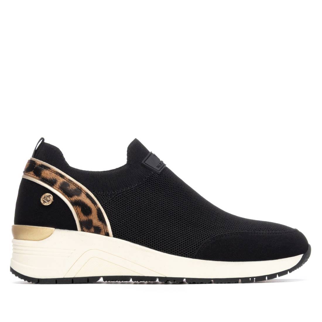 Zapatilla de mujer plano Xti 14437502