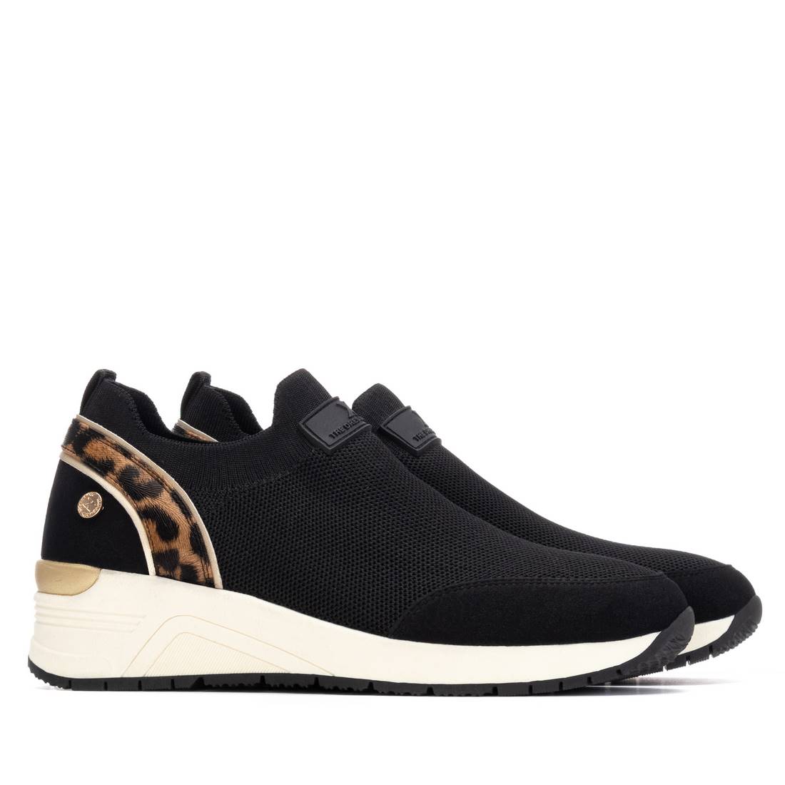 Zapatilla de mujer plano Xti 14437502