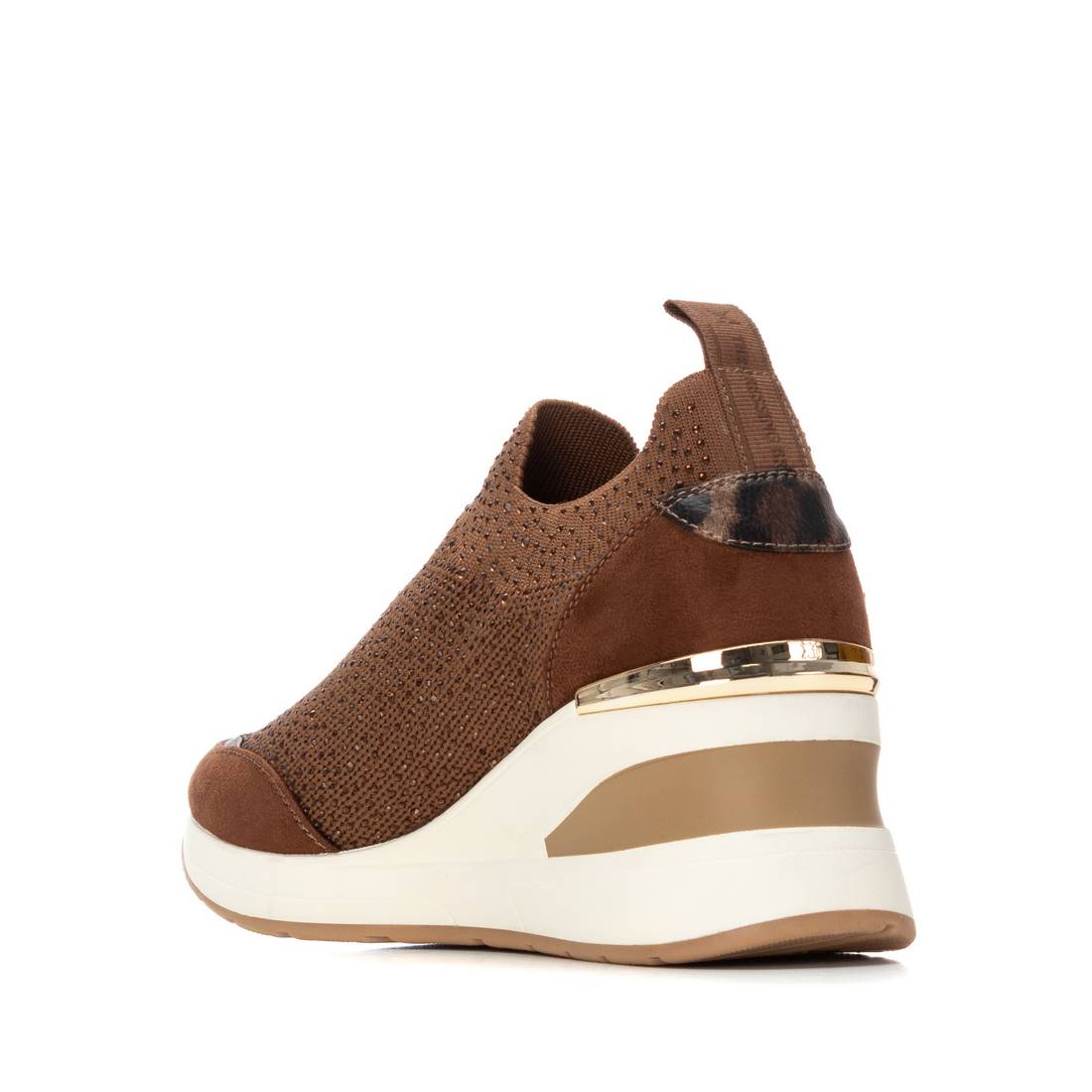 Zapatilla de mujer con cuña Xti 14438502