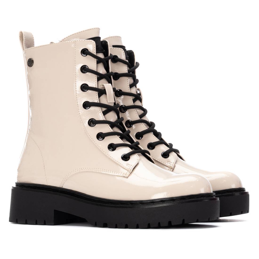 Botin de mujer plano Xti 14439002