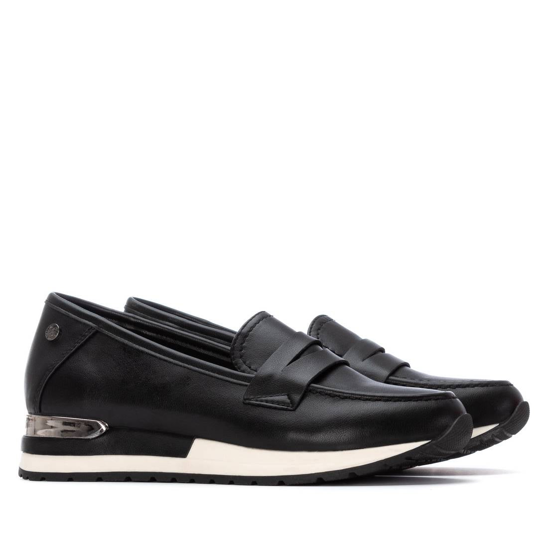 Zapato de mujer plano Xti 14440803