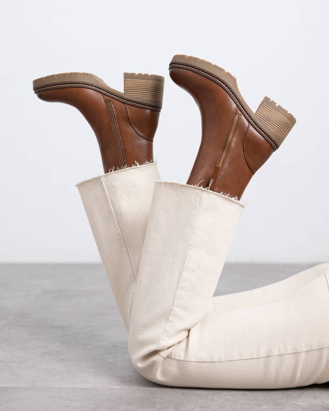 WOMEN'S ANKLE BOOT XTI 14445502