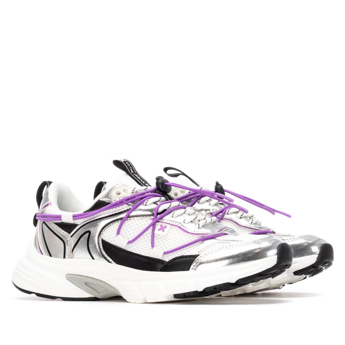 Zapatilla de mujer plano Xti 14453402