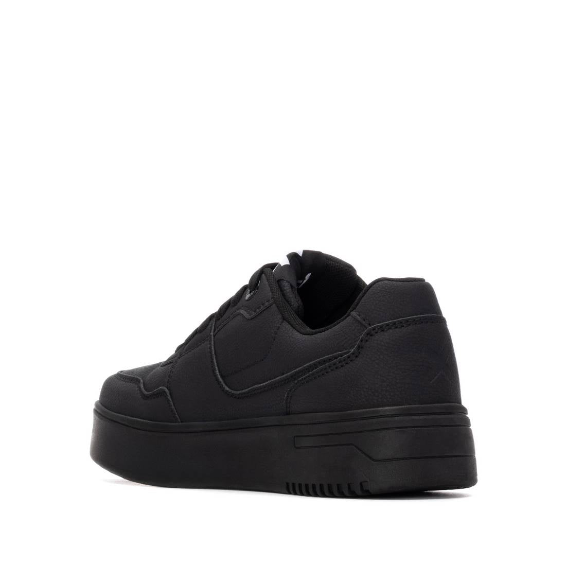 Zapatilla de mujer plano Xti 14453503