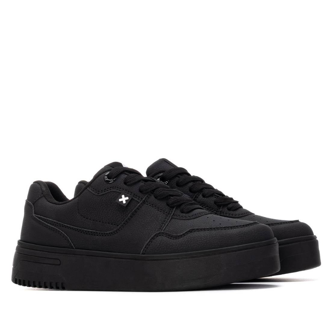 Zapatilla de mujer plano Xti 14453503