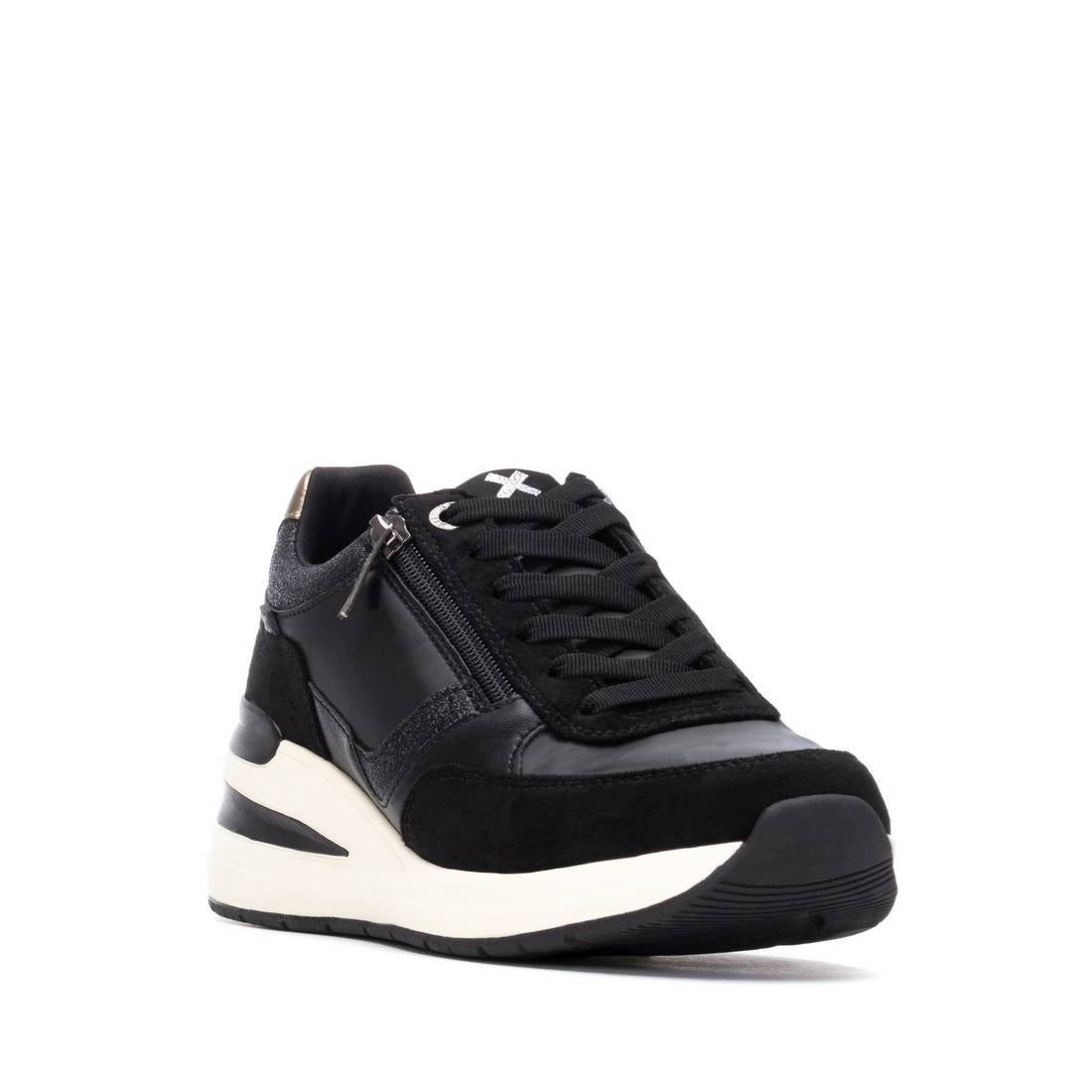 Zapatilla de mujer plano Xti 14462804